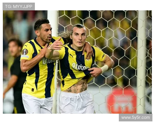 费内巴切球员扬达什涉赌获释出庭